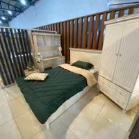 سرویس نوجوان فلورانس|تخت و سرویس خواب|چمستان, |دیوار