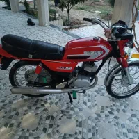 ax100 سوزوکی