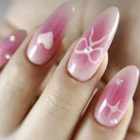 آف ویژه خدمات کاشت ناخن