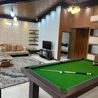 اجاره ویلا کناررودخانه و پل تاریخی زمانخان|اجارهٔ کوتاه‌مدت ویلا و باغ|شهرکرد, |دیوار