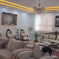 اجاره ارم۱۷ ۱۷۰m رهن ۷۳۰ با ۵ اجاره املاک خانواده