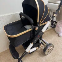 کالسکه و کریر خارجی مادرکر