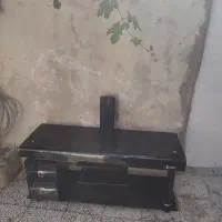 آبچکان فلزی و زیر تلورزیون سالم