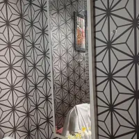 اینه دکوری سالم فرم دار با چوب