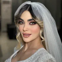 خدمات میکاپ و شنیون
