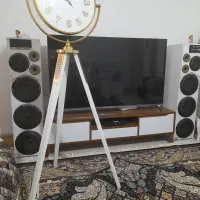 ساعت پایه دار