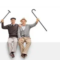 تعویض پوشک وحمام ماساژ وکاردرمانی سالمندبیمار