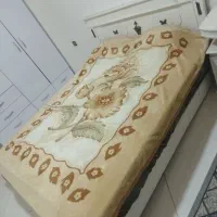 تخت دو نفره همراه میز آرایش