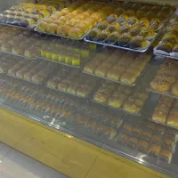 فروشنده ساده فوری  فوری قنادی دستمزد روزانه