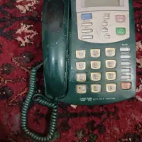 تلفن رومیزی قدیمی