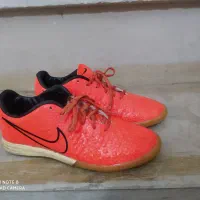 کفش فوتبال سالنی