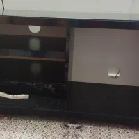 میز تلویزیون بسیار تمیز