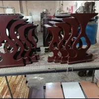 نیروی کار آقا جهت مونتاژ کاری میز