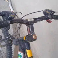 3عدد دوچرخه|دوچرخه، اسکیت، اسکوتر|ایوان, |دیوار