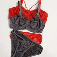 لباس زیر|لباس|قم, شهدا|دیوار