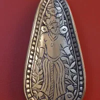 پاشنه کش  برنجی قدیمی  حکاکی شده