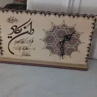 تعدادی ساعت  رومیزی و...