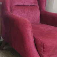 دو عدد مبل تک نفره در حد نو|مبلمان خانگی و میز عسلی|رشت, معلم|دیوار