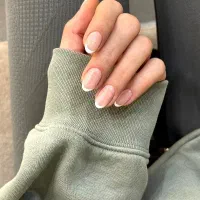 دستیار ناخن