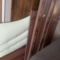 تخت یک نفره سالم تمیز