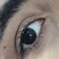 مدل برای انجام کاره آرایش دائم