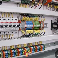 برقکار ساختمان برق خورشیدی و برق کار صنعتی سه فاز