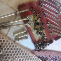 بوکس و آچار قدیمی|کلکسیون اشیاء عتیقه|اندیشه, اندیشه فاز ۳|دیوار