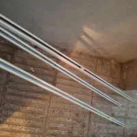 3 عدد چوب پرده  ویک عدد رگال لباس