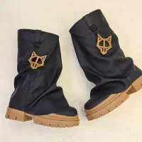 نیازمند همکار خانم در کفش فروشی