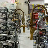 هود با|هود|ایلام, |دیوار