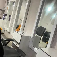 اینه ودکور  ارایشگاه