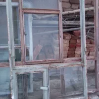 در و پنجره آهنی قدیمی|مصالح و تجهیزات ساختمان|مرند, |دیوار