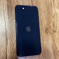 گوشی موبایل اپل آیفون se2020 در حد اک واقعی