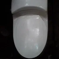 توالت فرنگی در حد نو|لوازم سرویس بهداشتی|لاهیجان, کوی خزر|دیوار