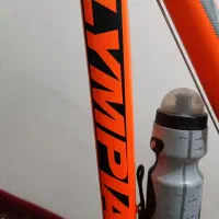 دوچرخه نو نو نو|دوچرخه، اسکیت، اسکوتر|اندیشه, اندیشه فاز ۱|دیوار