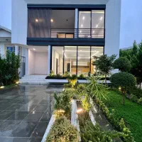 کد۰۰۹۵۰  دوبلکس ۳۰۰متری/شهرک خصوصی