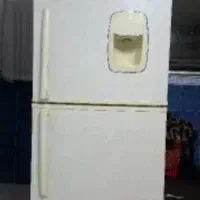 یخچال شبیه اینه که داخل عکس گذاشتم ولی این نیست