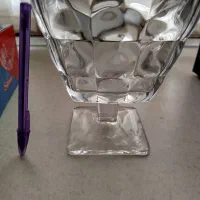 تعدادی ظروف پذیرایی نو استفاده نشده با جعبه