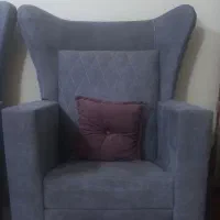 مبل راحتی در حد نو