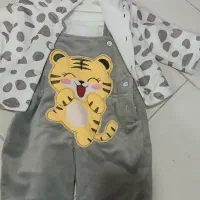 لباس نو وآکبند|لباس|فولادشهر, C3|دیوار