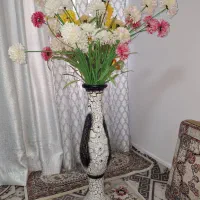 گل و گلدان