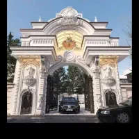 یک باب مغازه سرقفلی