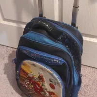 کیف مدرسه چرخ دار|کیف، کفش، کمربند|بوشهر, |دیوار