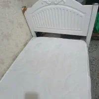 تخت یک نفره