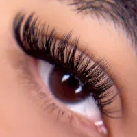 آموزش و خدمات اکستنشن مژه