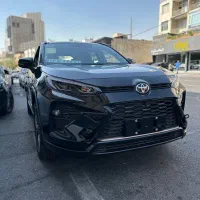 تویوتا وایلندر مشکی 2025|خودرو سواری و وانت|تهران, عباسآباد|دیوار