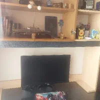 میز تحریر و کتابخانه نو