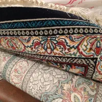 فروش دو عدد قالی و تلویزیون و بخاری درحد