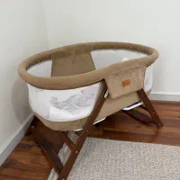 تخت گهواره شو چوبی|تخت و صندلی بچه|ری, هاشم‌آباد|دیوار