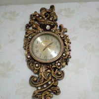 ساعت دیواری